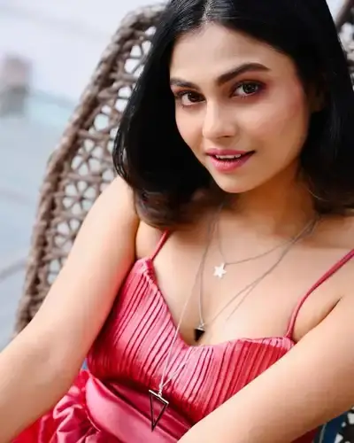 Escort Service Gumia